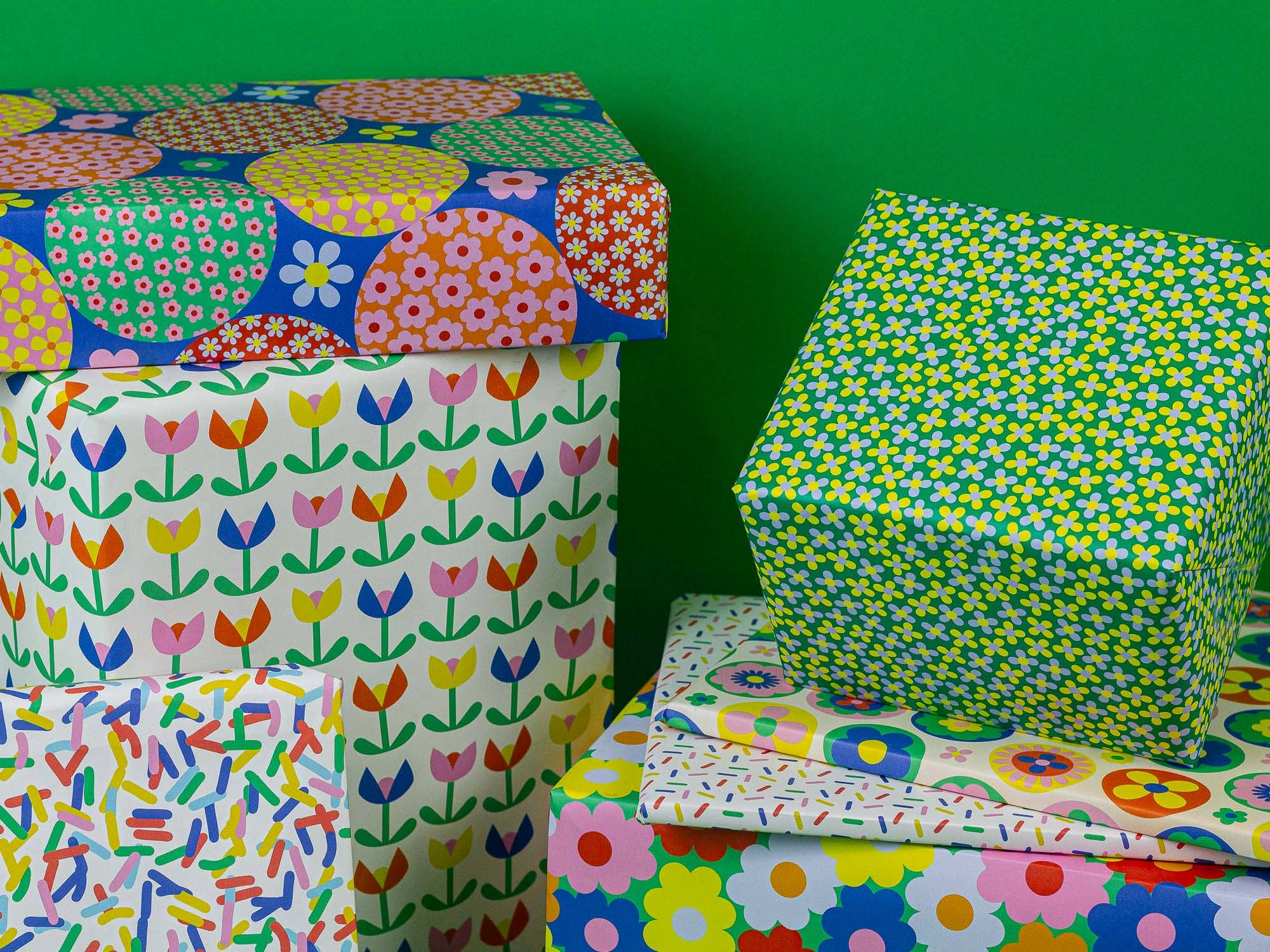 My Darlin' - Wholesale Flat Wrap - Round and Round The Garden Gift Wrap Sheets or Roll1