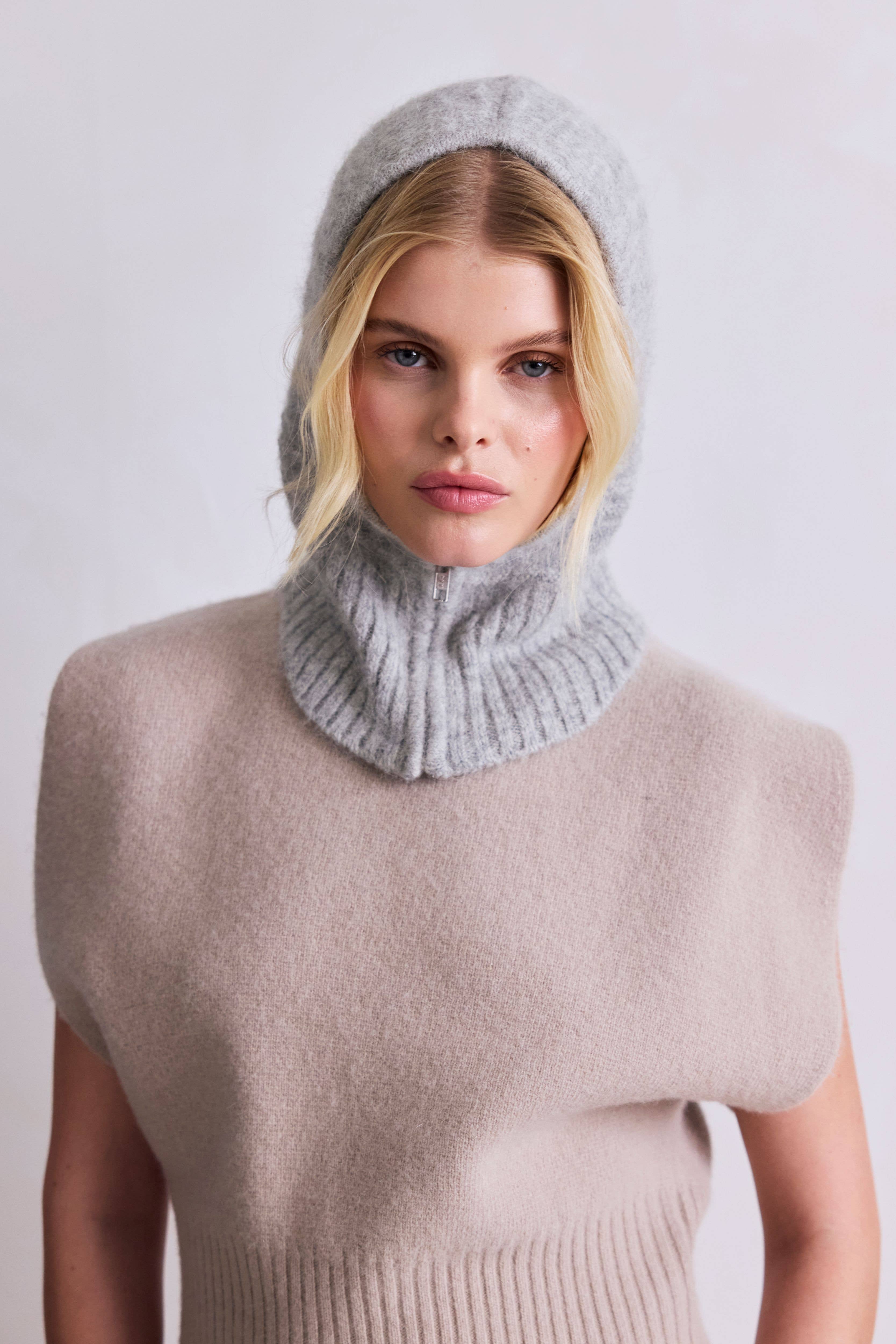 Arctic Fox & Co. - North America - Wholesale Balaclava - Unisex - The Alpaca Balaclava with Zip - Blizzard Grey - FW250