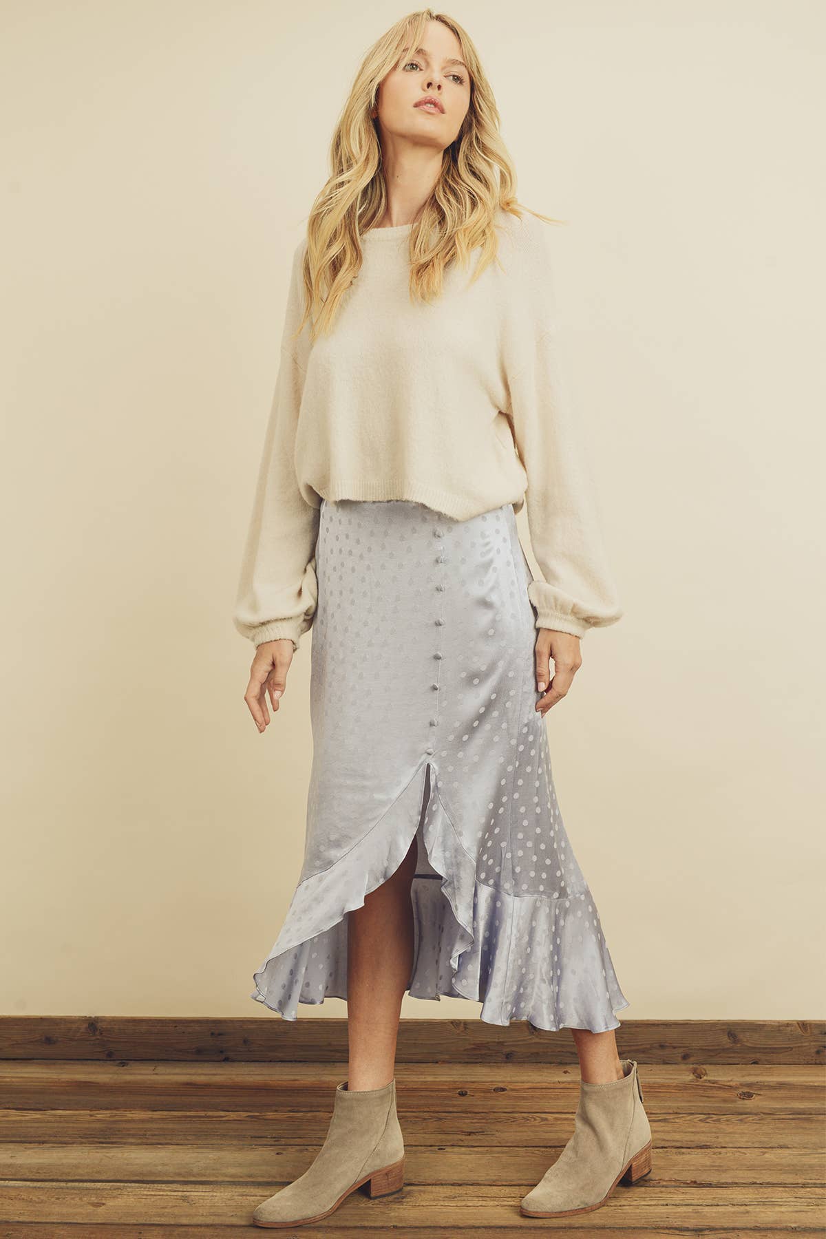 Dress Forum – wholesale Knitted jumper – Women′s – FW2546 Soft Bubble Sleeve Sweater35