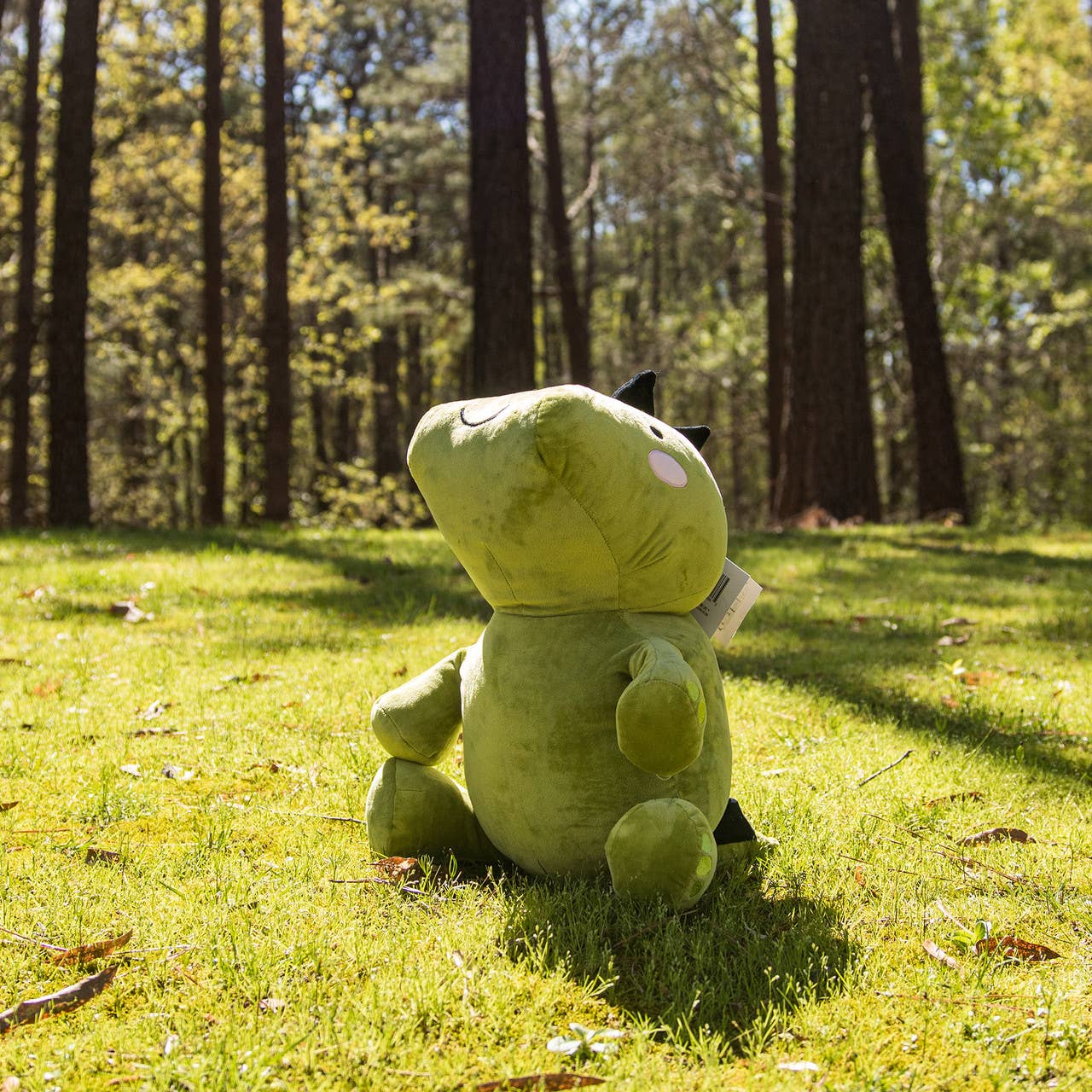 Bridge Distribution – wholesale Stuffed/plush toy – Kids & baby – Spike: The Spotted Dino (5.1lb weighted plush)6