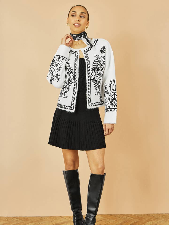 Yumi Black Knitted Pleated Mini Skirt for wholesale by Yumi