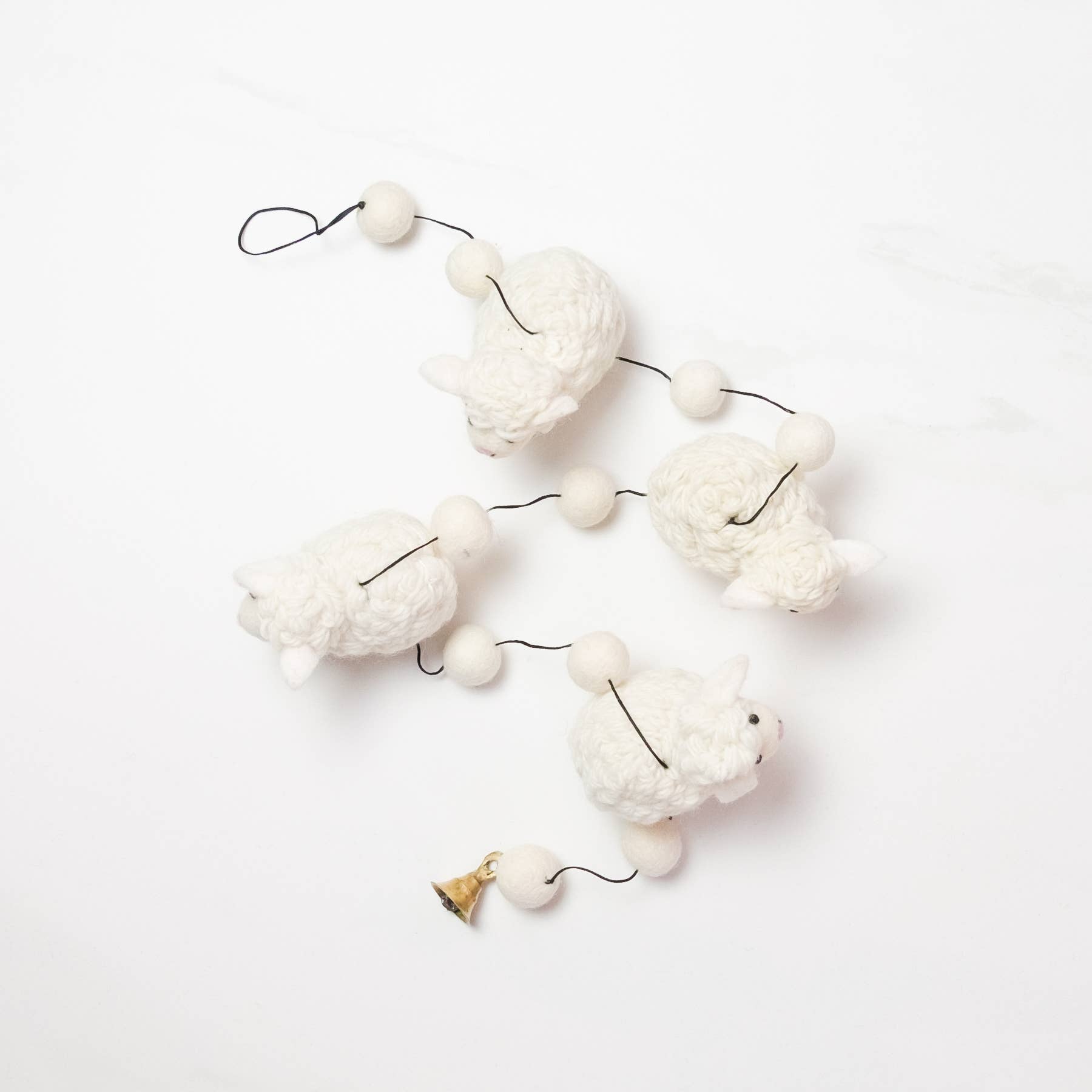 The Winding Road – Großhandel Wimpel/Girlande – Girlande - Filz Weißes Schaf4