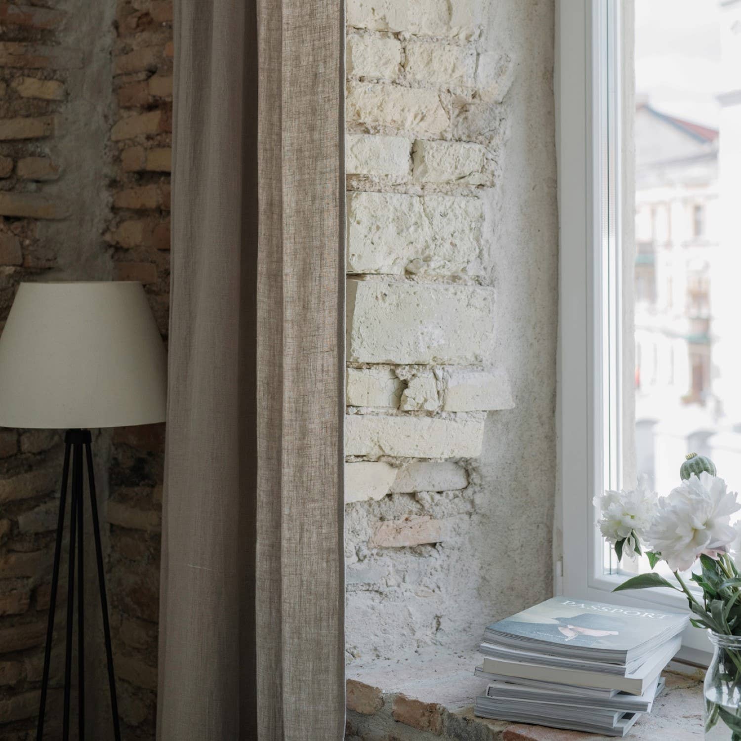 Linen Tales (We cover U.S. import duties) – wholesale Curtain – Natural Linen Nighttime Rod Pocket Curtain Set of 21