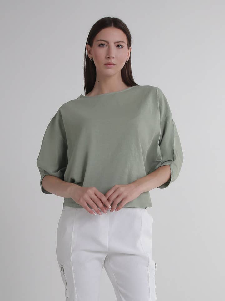 TINA Stephens Italy/Tees By Tina - Wholesale T-Shirt - Women's - Omaria Batwing Crop Top (BSS171)36