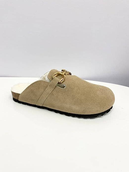 OOG - Wholesale Slippers - Women's - OS1820 Beige OOG Damen Leder Hausschuhe Slipper Clogs mit Teddyfelldecksohle4