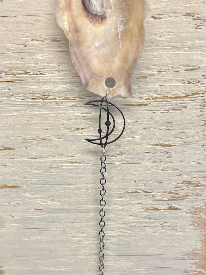 Pendentif à huîtres pour la vente par Glass Mermaid Makings