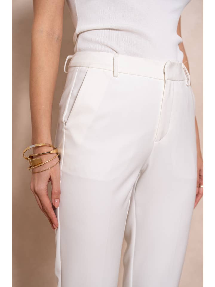 Attentif Paris - Wholesale Broek - Dames - Attentif Paris tijdloze high-waisted sigarettenbroek24