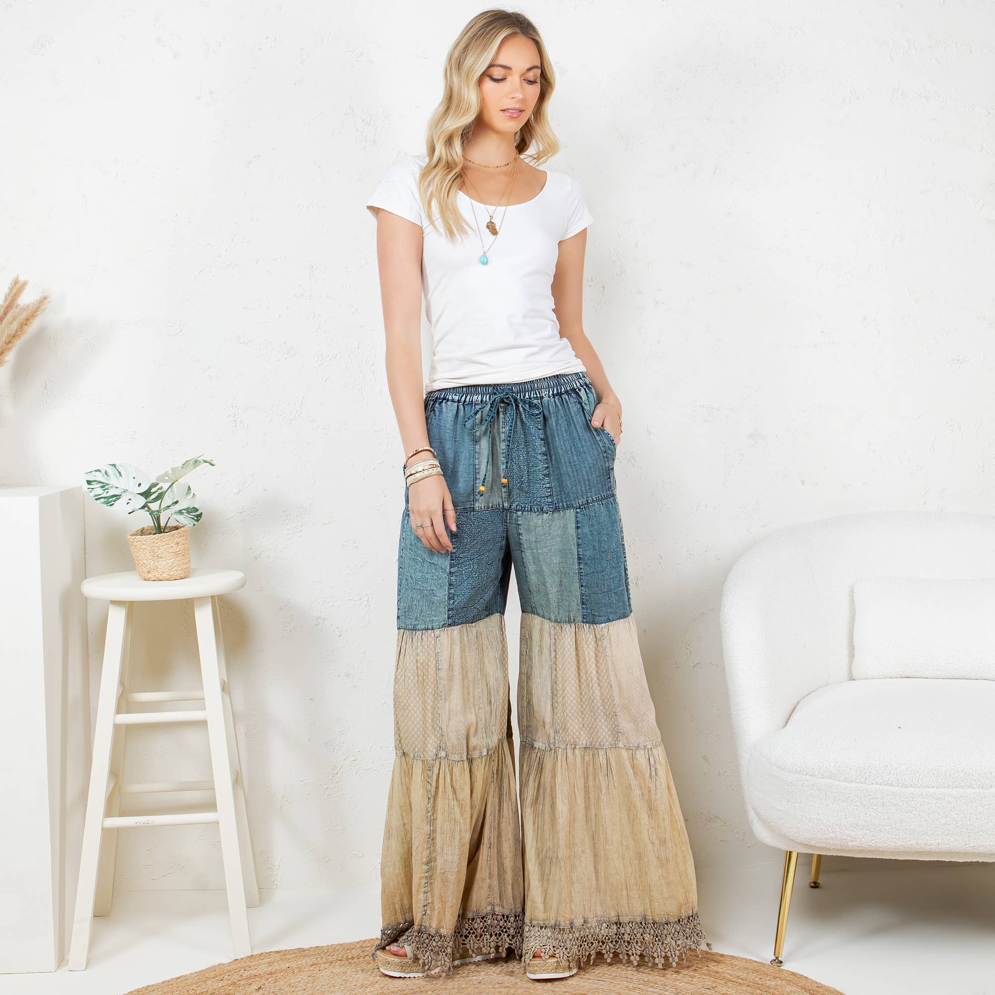 Young Threads - Vendita all'ingrosso Pantalone - Donna - Pantaloni lunghi in denim ispirati al boho con toppa solida (nuovo colore)6
