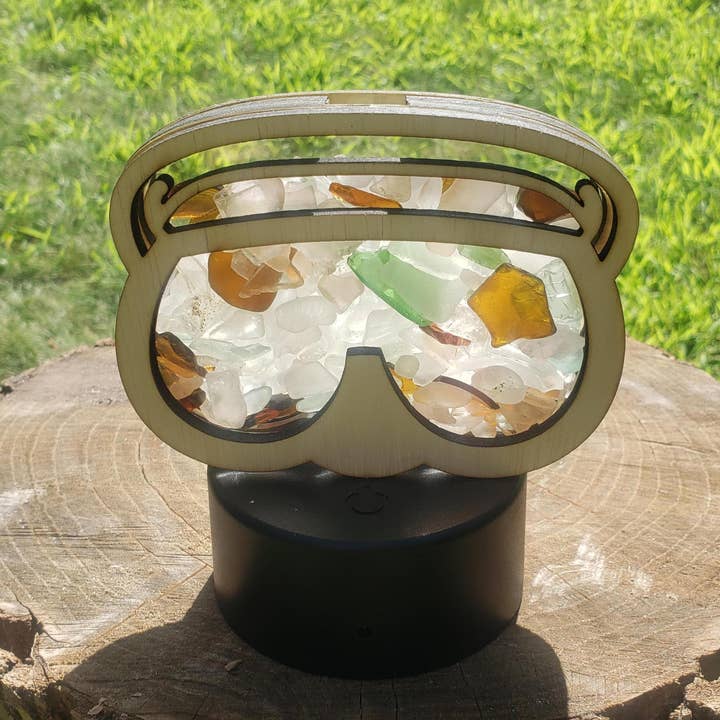 Svømmebriller Sea Glass Shadowbox Display 4 stilarter for engroshandel hos Sea Glass Displays