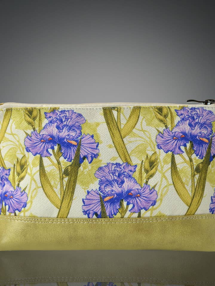 Makeup bag for women Iris for wholesale by FAMILLE GRASSE PARFUMS