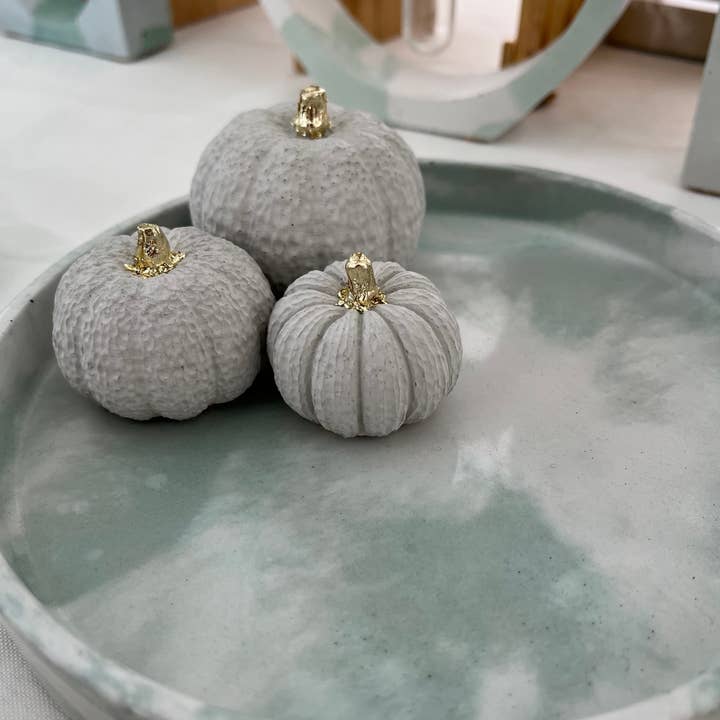 Love Nene - Wholesale Decorative Tabletop Object - Set of Small Halloween & Fall Pumpkins8