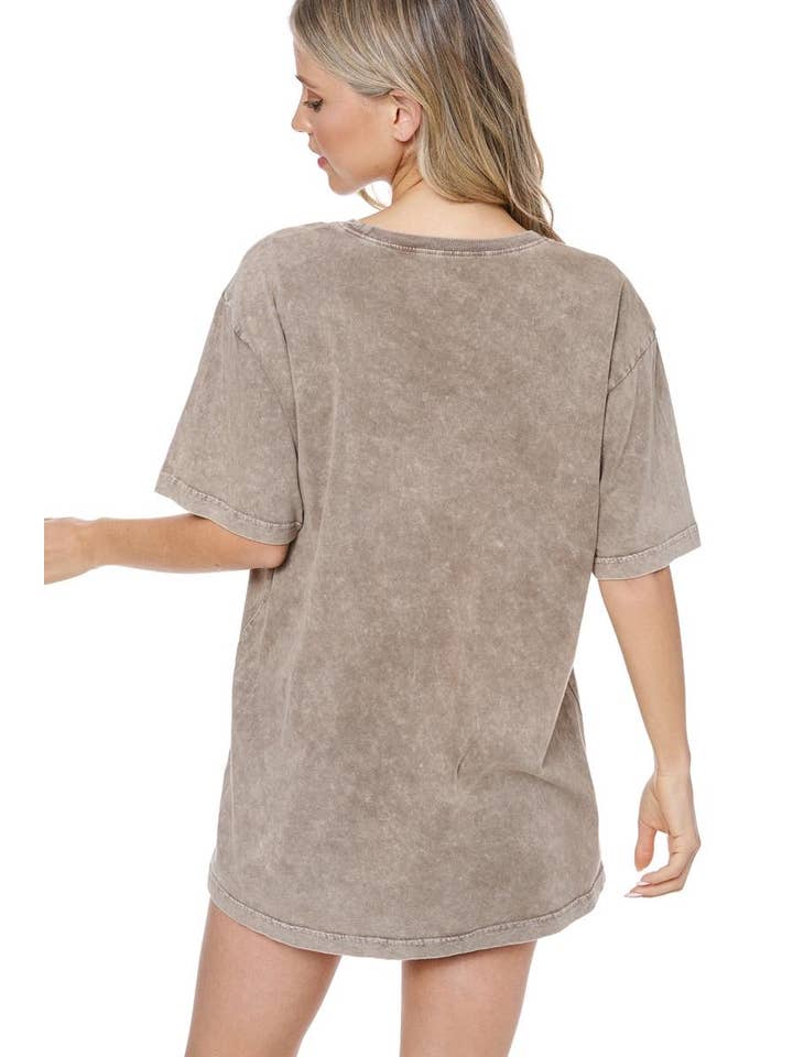 Zutter - Wholesale Screen Printed T-Shirt - Women's - Wild And Free Longhorn Graphic S/S Washed Boyfriend Fit Tee