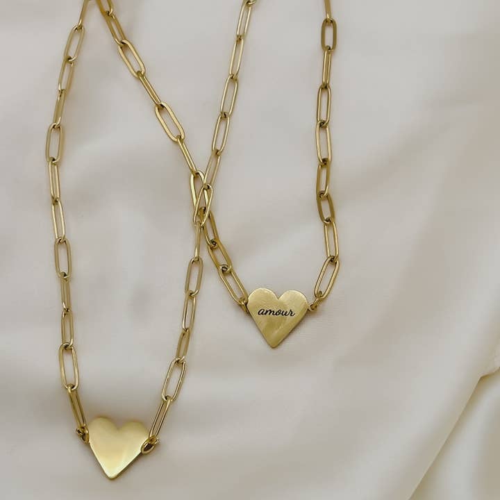 Individuell gravierte Herz-Büroklammer-Halskette für den Großhandel von Rand Design