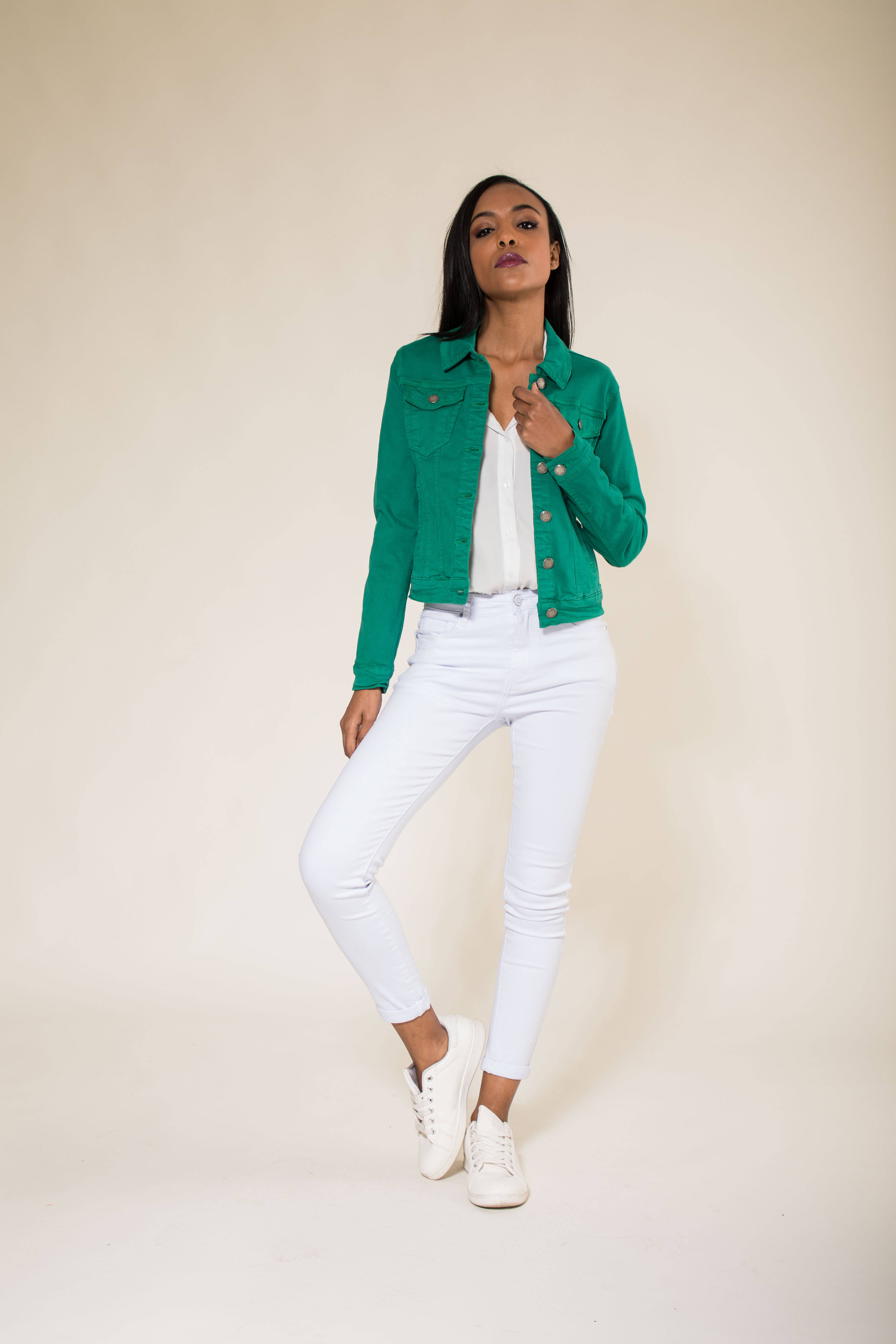 Nina Carter - Wholesale Jas - Dames - Stretch nauwsluitend jack kleur J212A17