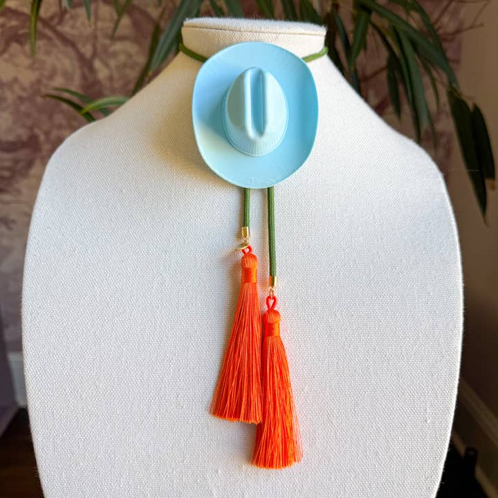 Cowboyhut Bolo Babyblau mit Oliv & Orange für den Großhandel von Rahya Jewelry Design