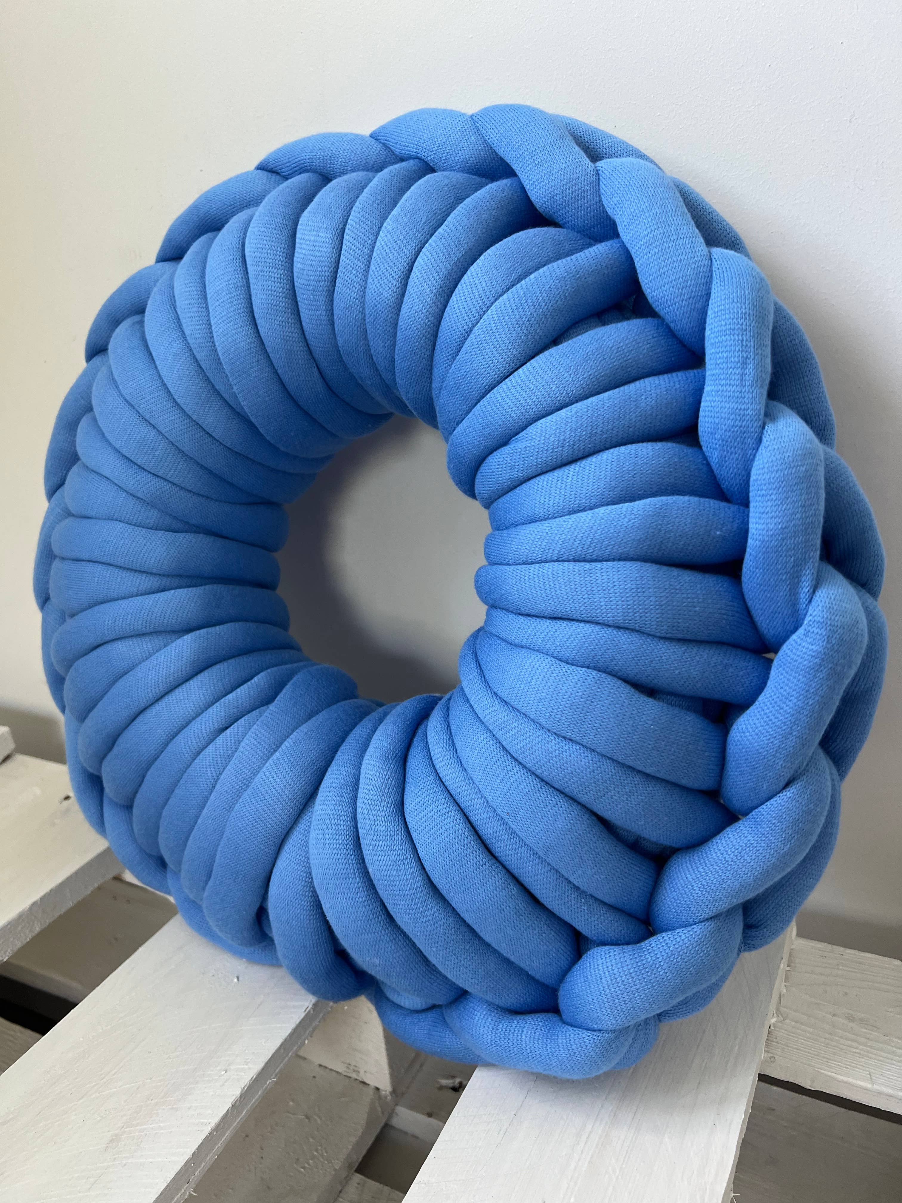 woolexperts – wholesale Throw/decorative pillow – Chunky knit pillow Donut pillow round Vegan Chunky14