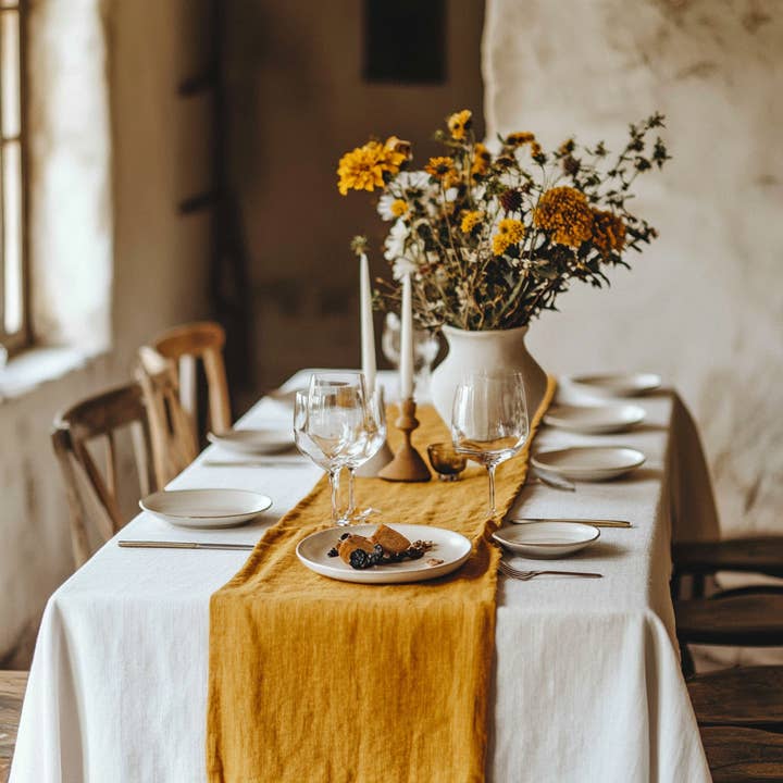 menique - Wholesale Table Runner - Linen Table Runner - Natural European Washed Table Linens