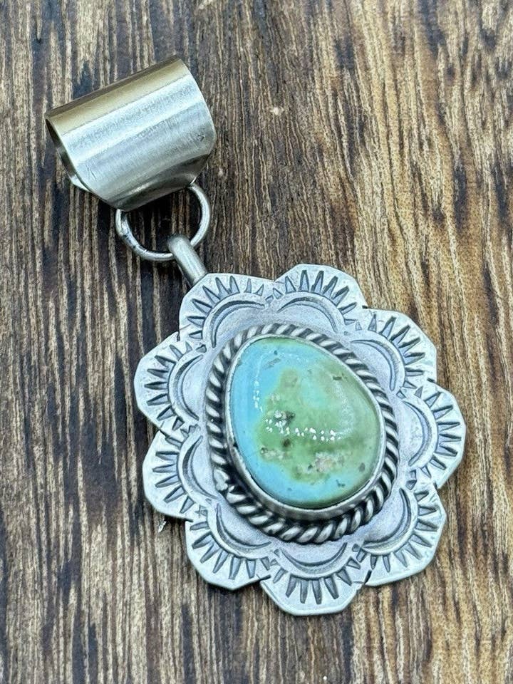 Navajo Handgemaakte Sterling Zilveren Sonoran Goud Turkoois Gestempelde Hanger voor wholesale door Native City Jewelry