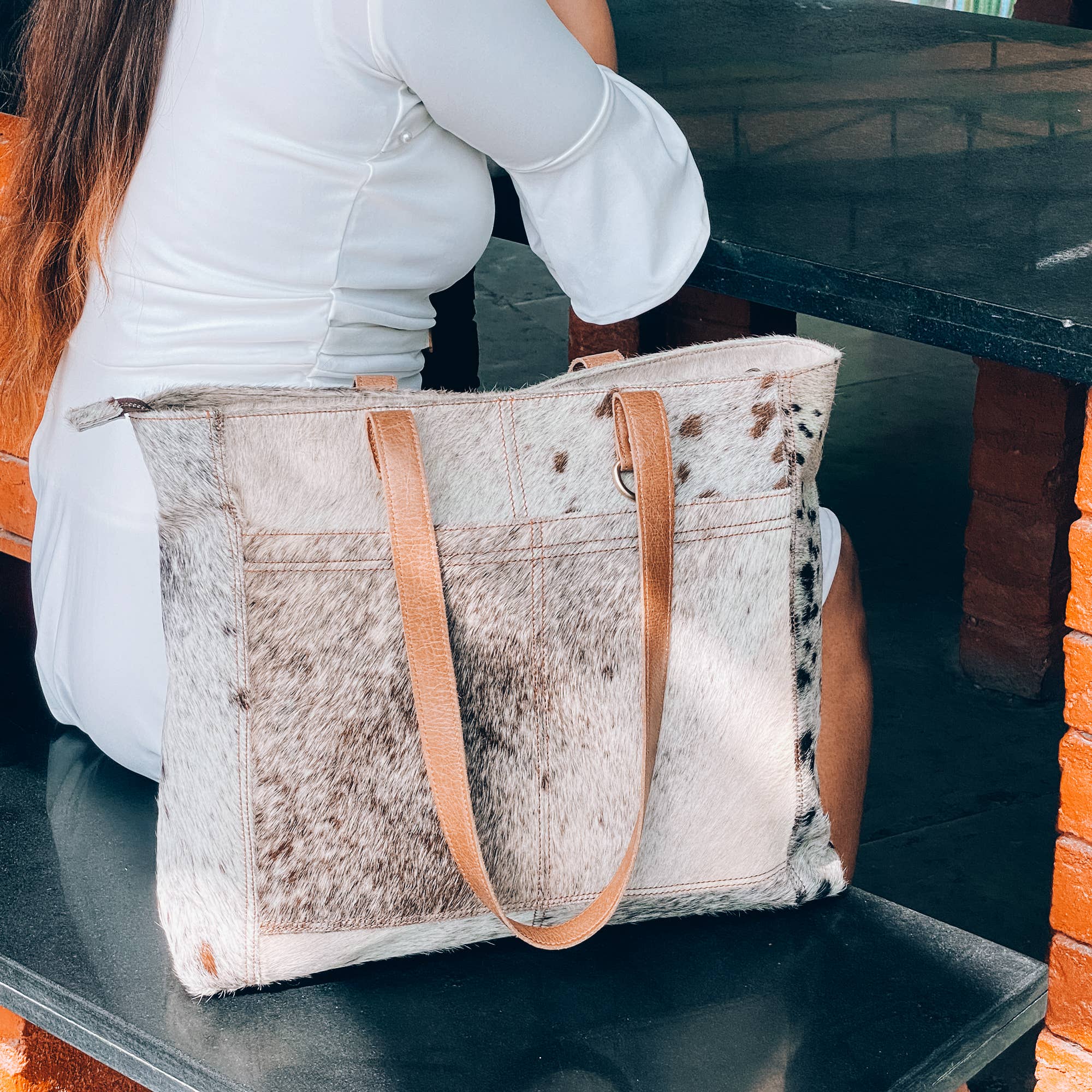 Shop Cowhide Bags And Purses Wholesale | UP TO 56% OFF