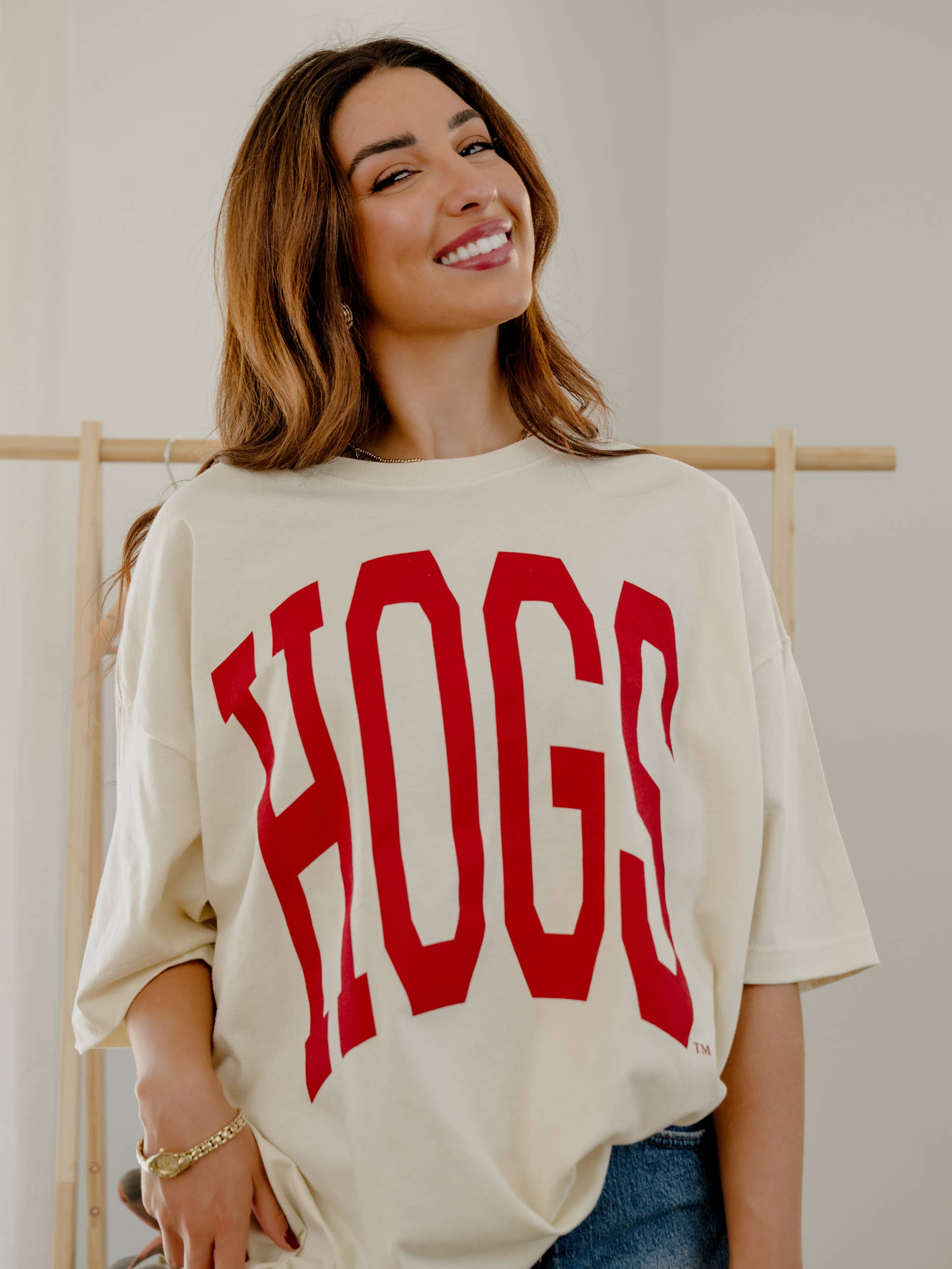 LivyLu - Vente T-shirt à imprimés – femme - T-shirt Arkansas Razorbacks Hogs Tall Boy blanc cassé taille unique2