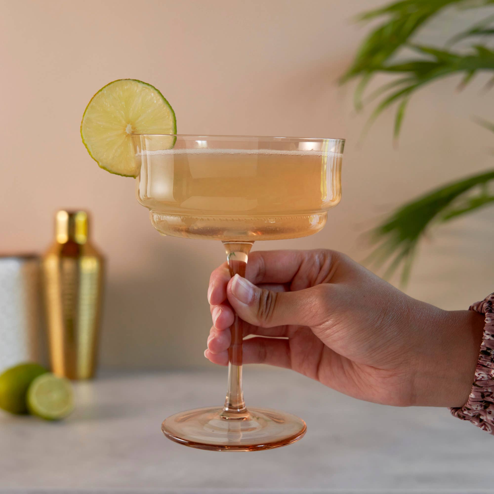 Twine - Vente Verres à cocktail/alcool - Ensemble de 2 coupes à cocktail sur pied en verre ambré Tulip.3