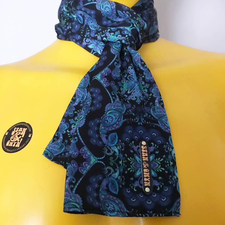 Lenço com estampa de pavão, lenço vintage, estampa paisley azul por atacado de Stan and Gwyn