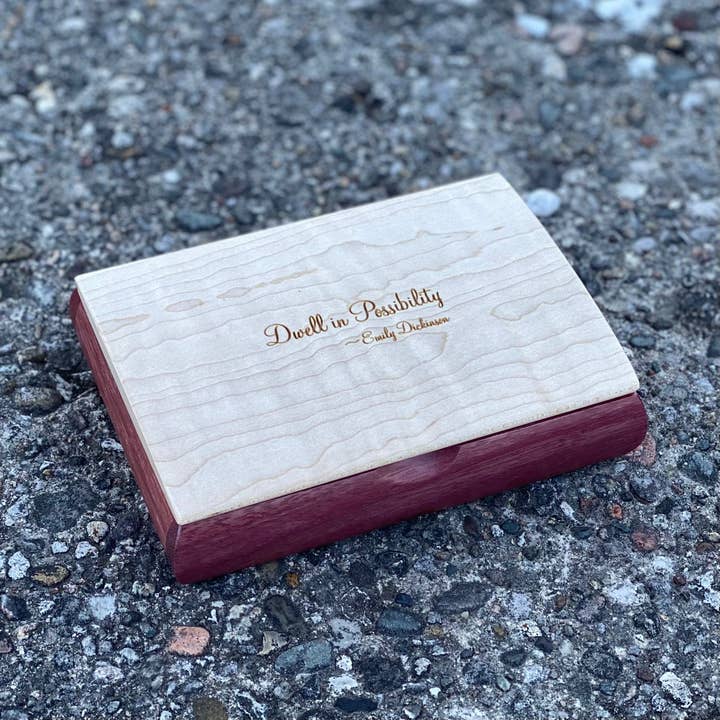 Mikutowski Woodworking - Venta al por mayor Joyero/organizador de joyas - Caja Tranquility de madera grabada con frases superventas46