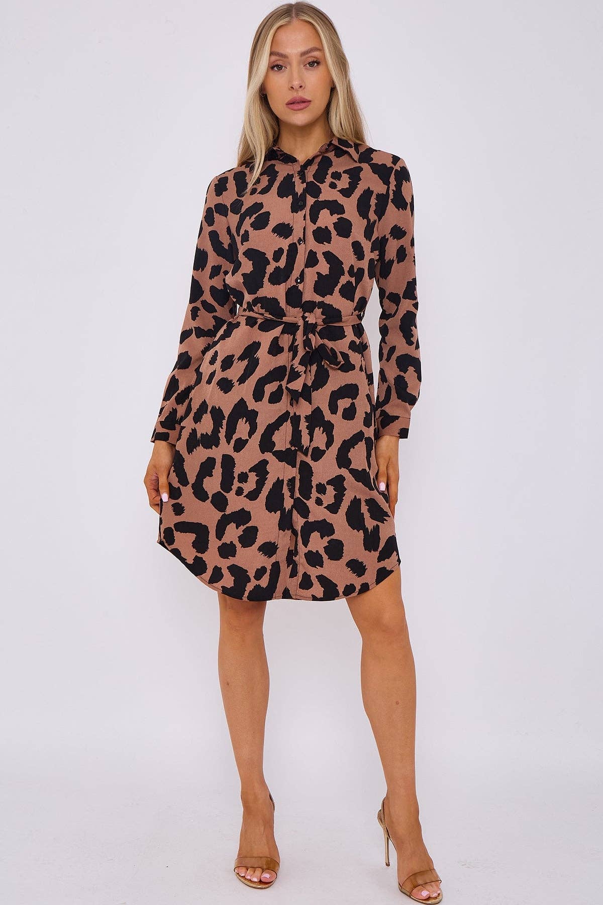 marrone Mini abito a camicia con stampa leopardata marrone chiaro in vendita all'ingrosso su Faire1