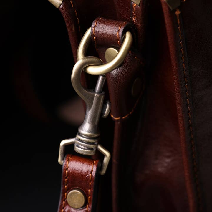 Time Resistance - Wholesale Laptop Bag - Unisex - Italian Leather Briefcase - Illusions