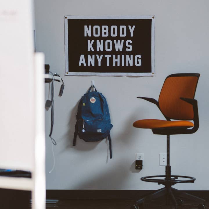 Oxford Pennant - Wholesale Flag - Nobody Knows Anything Camp Flag1