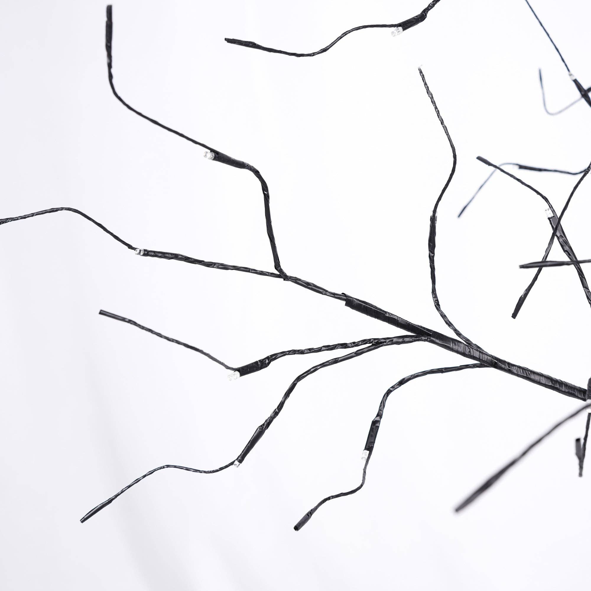 39F Inc. - Wholesale Outdoor Ornament/Decor - 3-Pack Lighted Decorative Christmas Trees, 4FT/5FT/6FT8