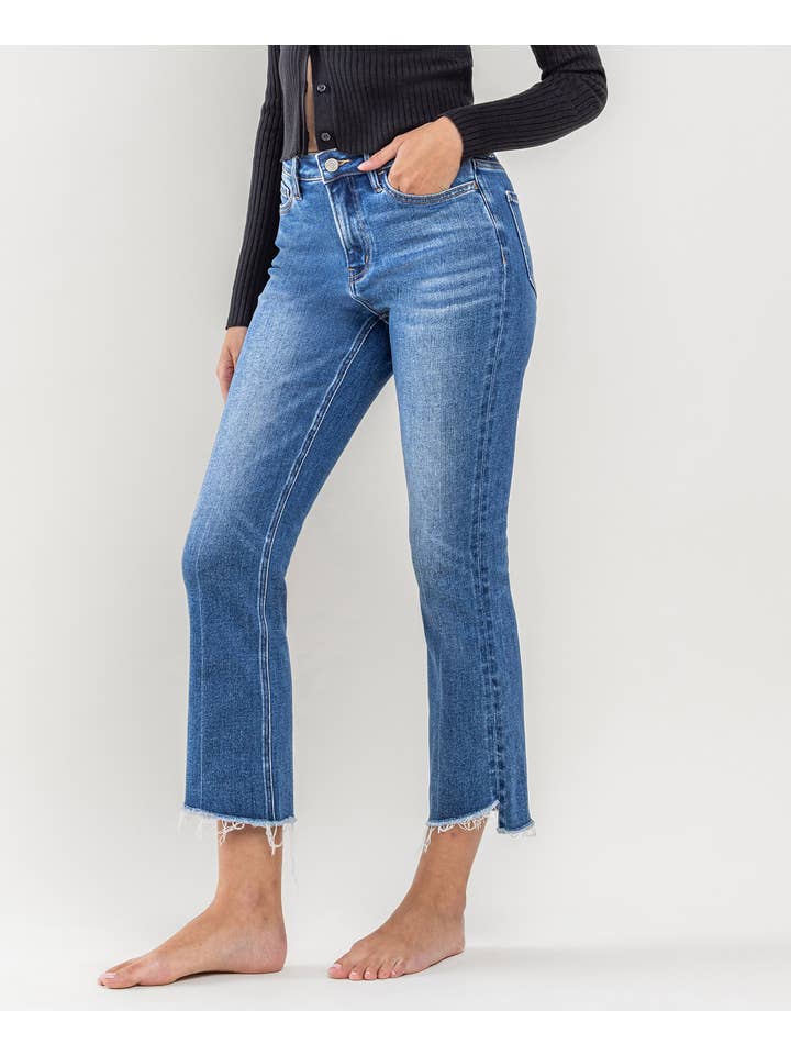 ENCOURAGEANT JEAN KICK FLARE À TAILLE HAUTE ET OURLET RAYÉ T5910 en vente sur Faire
