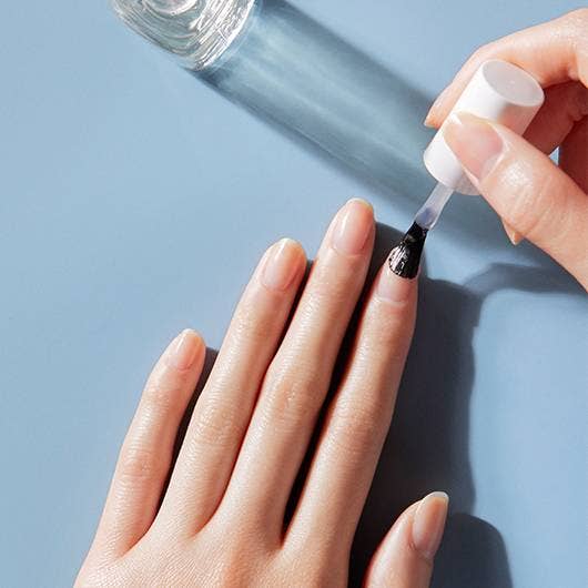 VIAI Beauty - Wholesale Nail Polish - ESSIE Treat Love & Color Nail Polish16