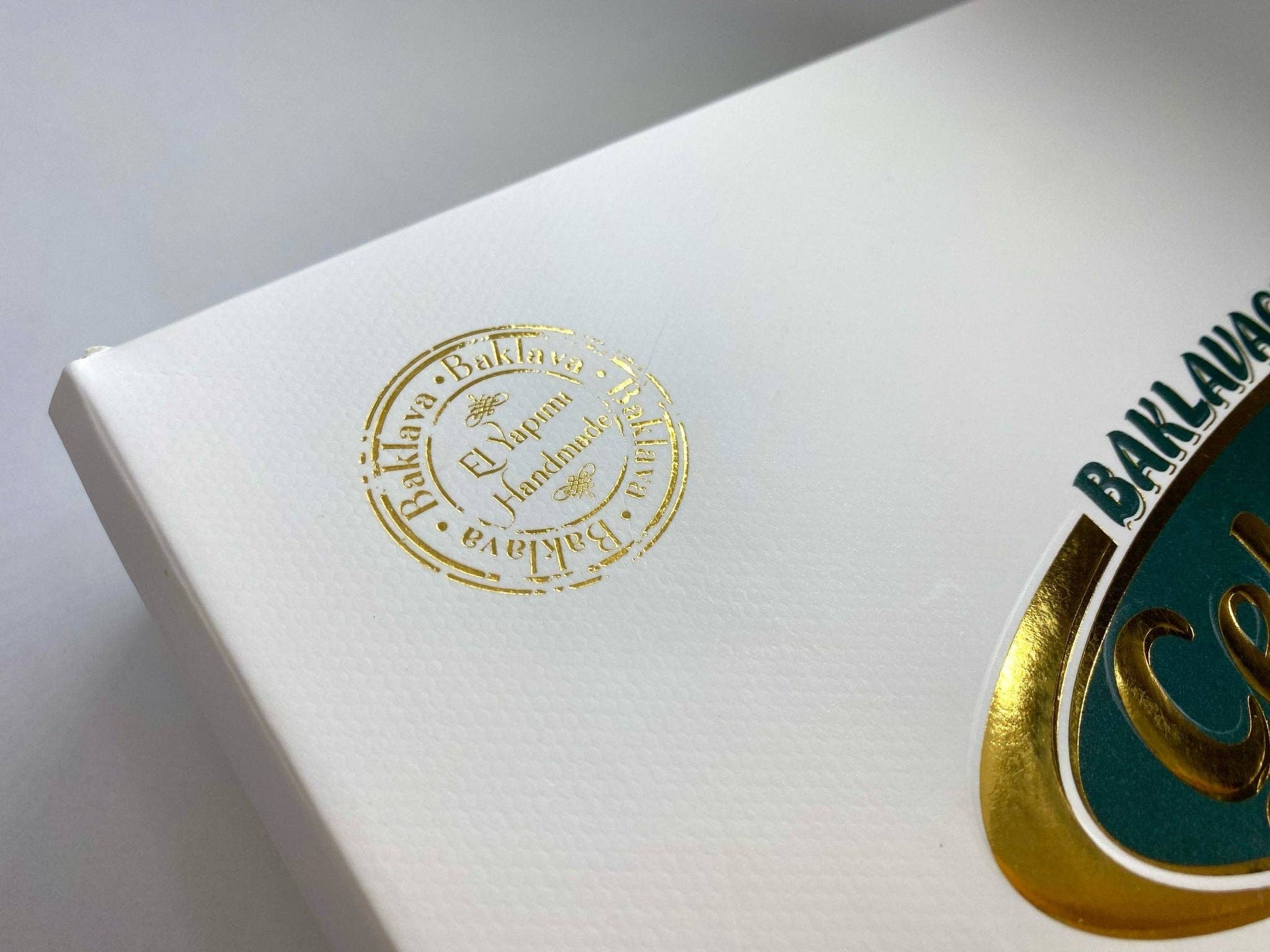 Aladdin - Wholesale Cake Mix - Celebiogullari | Antep Carrot Slice Baklava with Pistachio7