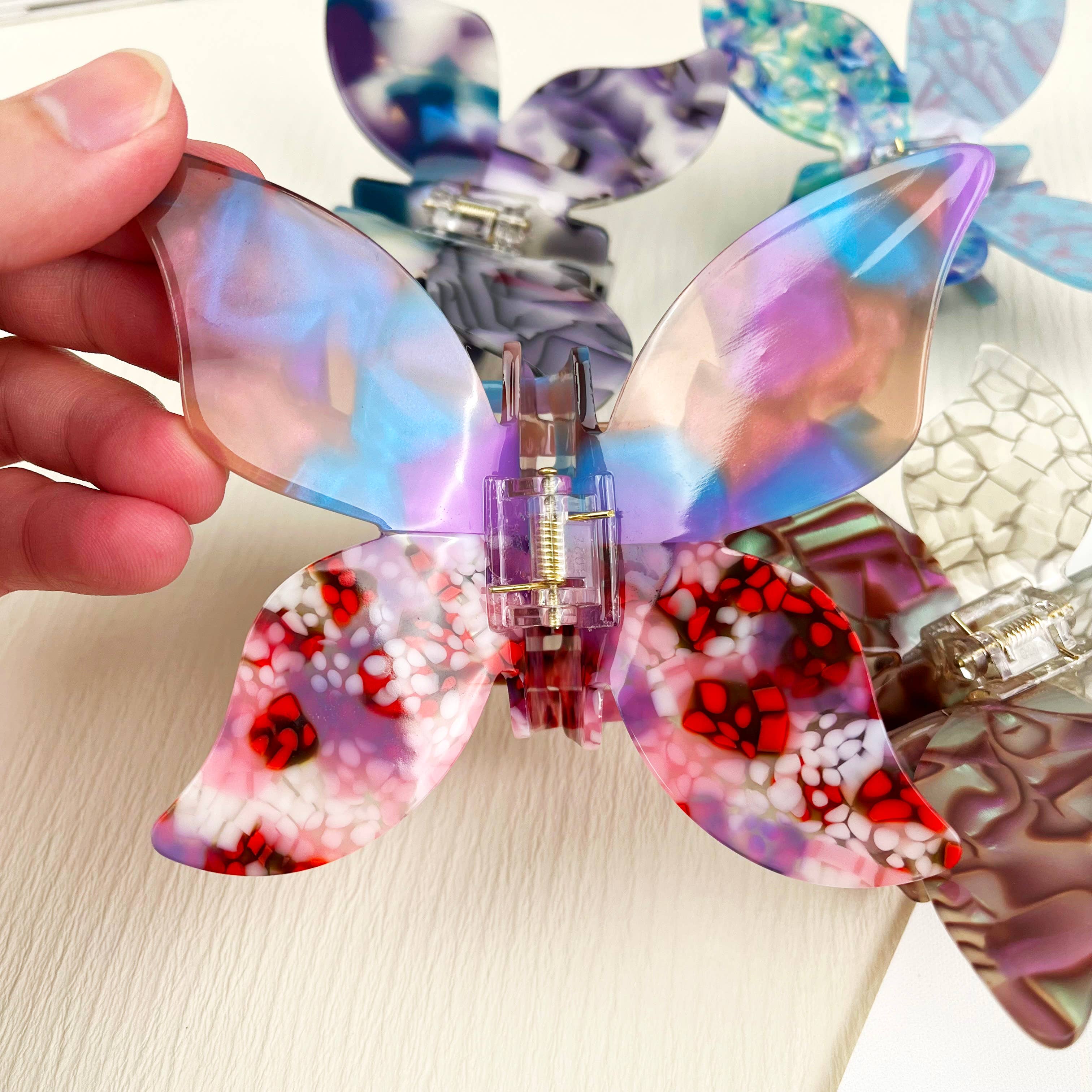 TheDivaSoap – wholesale Hair clip – Women’s – Acetate Butterfly Hair Claw Clip6
