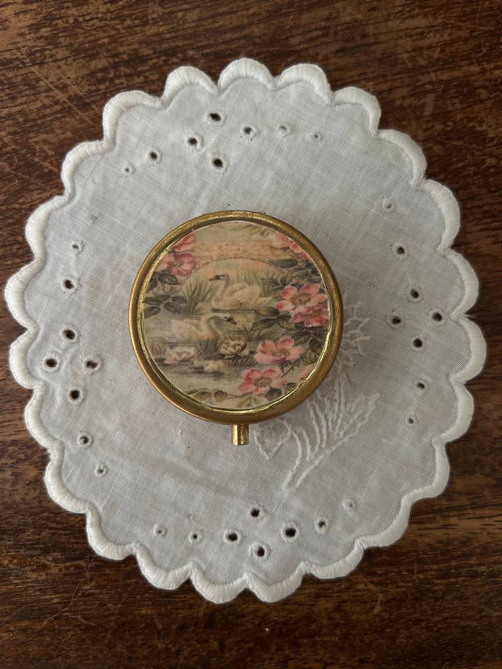 Romantic Swan pill box for wholesale by M4ndylove