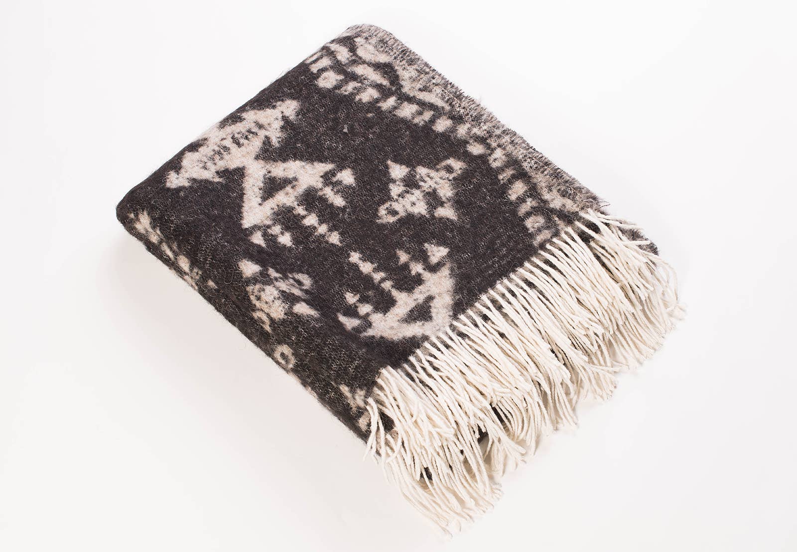 Beat Collection by Lanificio Idealtex Srl – Engroshandel Tæppe – Tribal uld- og alpaka-plaid med etnisk jacquardmønster2