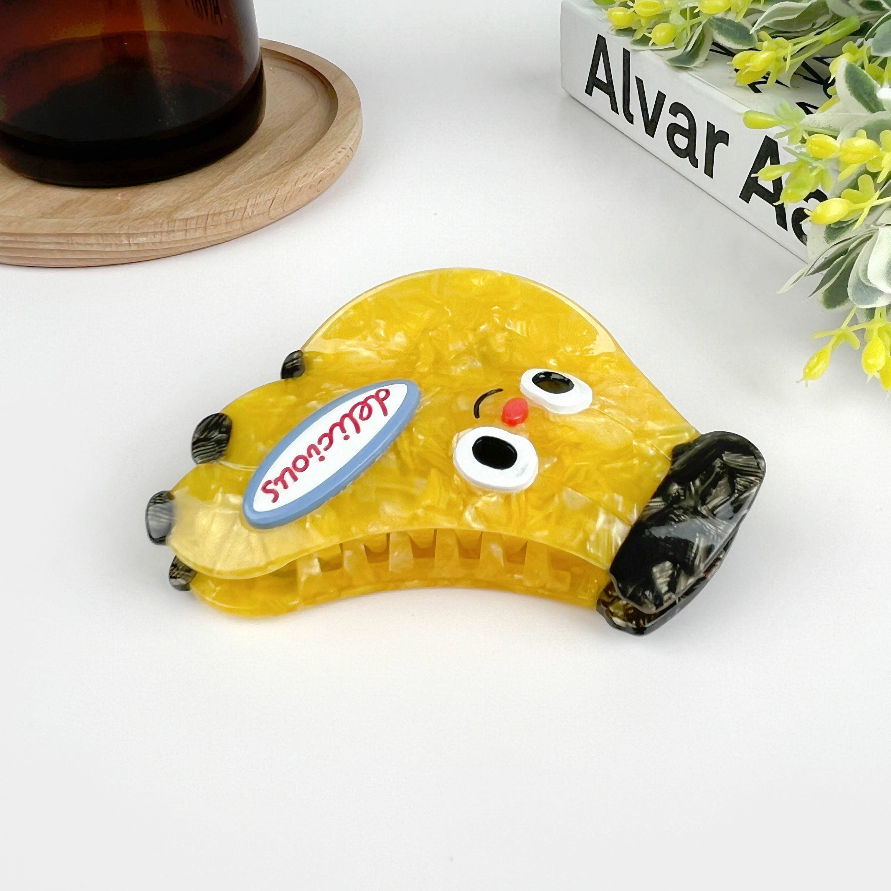 TheDivaSoap - Wholesale Hair Clip - Women's - Banana Monster Hair Clip1