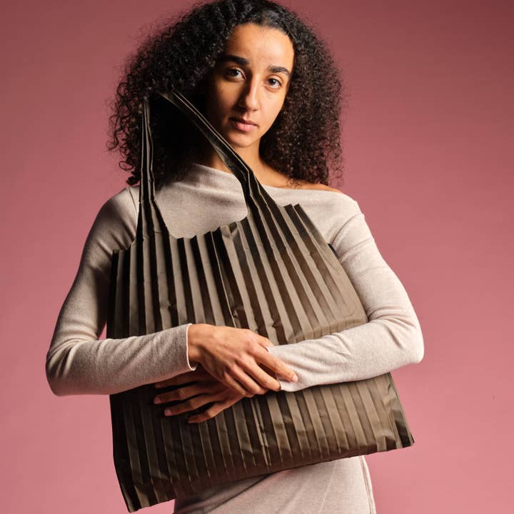 PLEATED Olive Recycled Bag for wholesale by LOQI