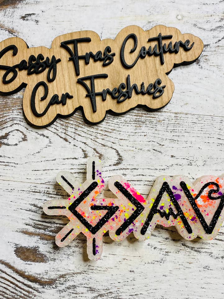 Dieu est plus grand que Car Freshie pour la vente par Sassy Fras Couture