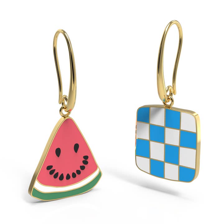 Picknick-Ohrringe mit Wassermelonenmotiv — Goldener sommerlicher Statement-Schmuck für den Großhandel von Yellow Owl Workshop
