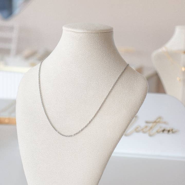 Basic Necklace - choose your length - Silver for wholesale by Saint Clairmont
