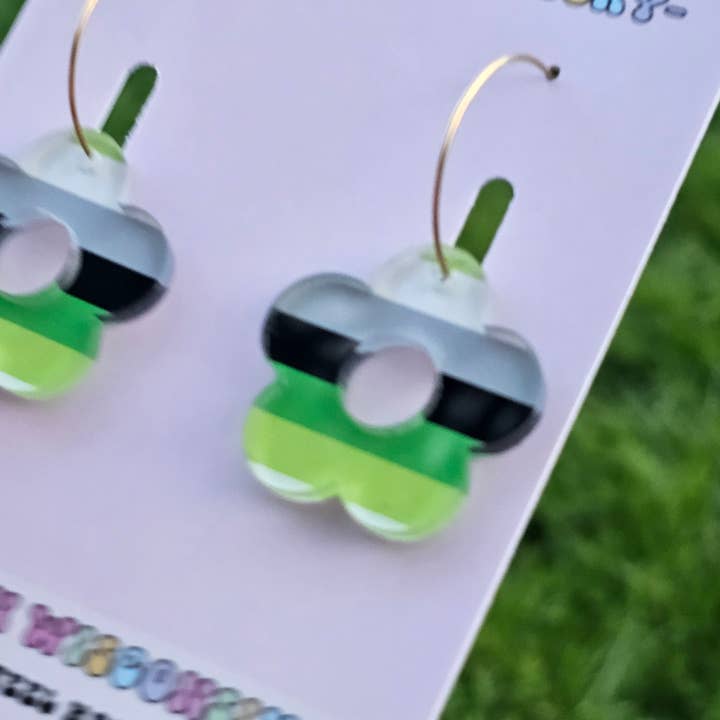 Jedi Woods LLC - Wholesale Dangle Earrings - Aromantic and Agender Pride Flag Flower Earrings2