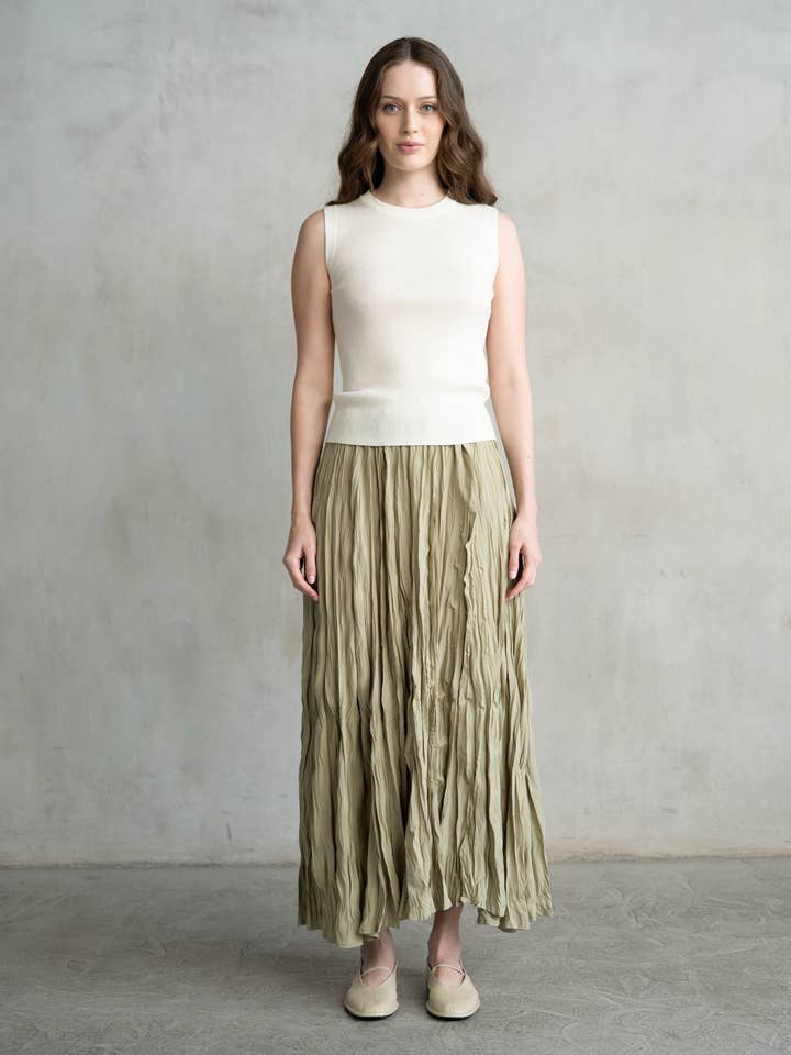 JUPE LONGUE ÉLÉGANTE FROISSÉE pour la vente par ELLE GREY