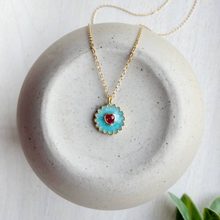 Hjerte i skyerne // krystalhjerte vedhæng halskæde for engroshandel hos Girls Day Out by Amy Houston