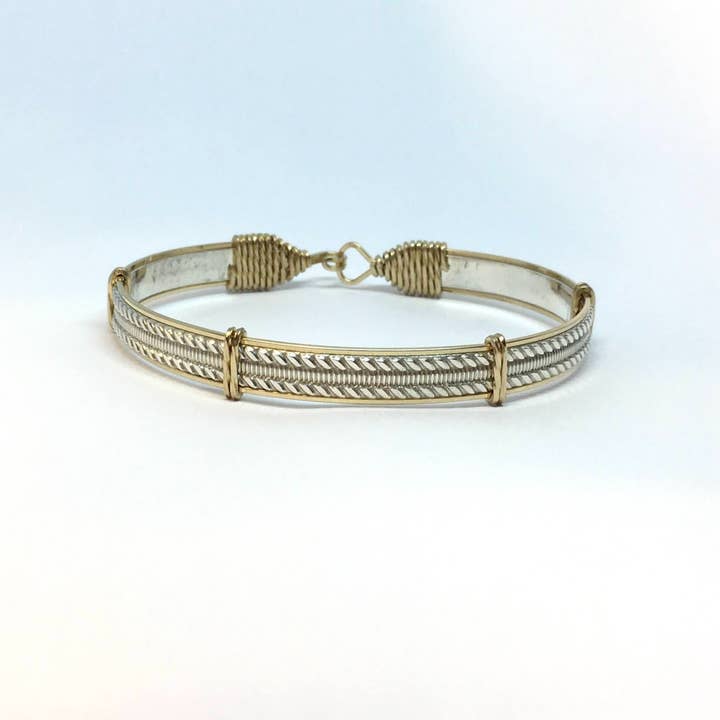 Catherine™ pour la vente par Wire N Rings by JC Designs