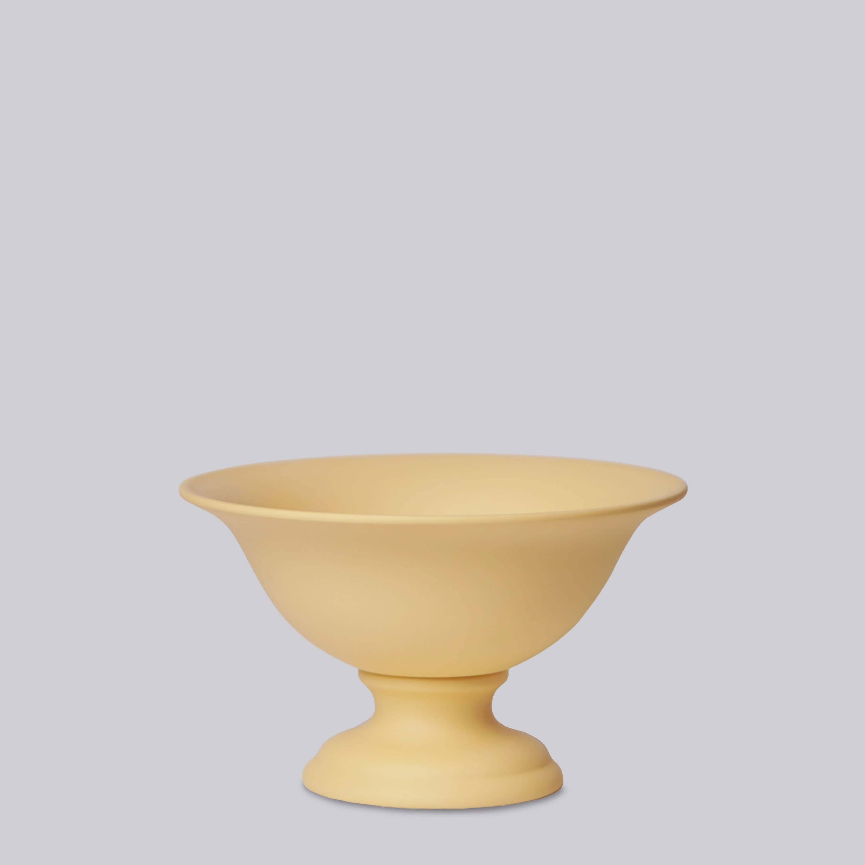 Middle Kingdom – wholesale Vase – Matte Porcelain Footed Vaso - Butter3