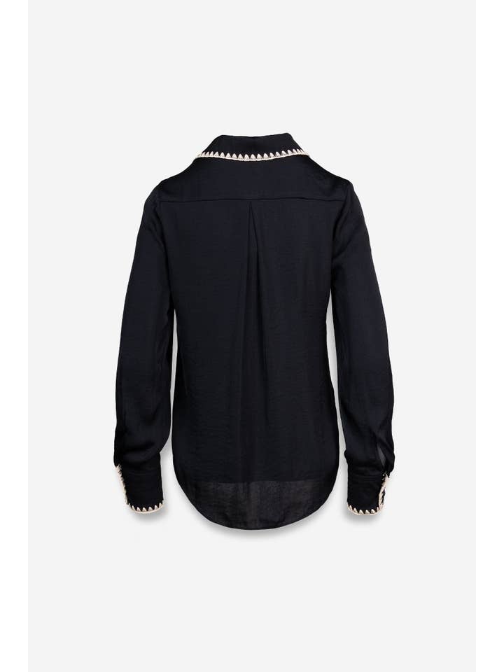 Naked Zebra – Großhandel Bluse – Damen – Bluse mit Knopfverschluss und Seidenoptik im Deckenstich18