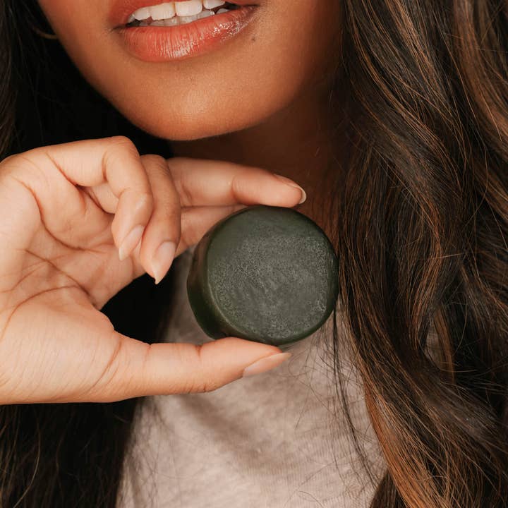 Good Juju Body & Home – wholesale Hårbalsam – Närande balsambar för balanserat (normalt) hår - Bulk1