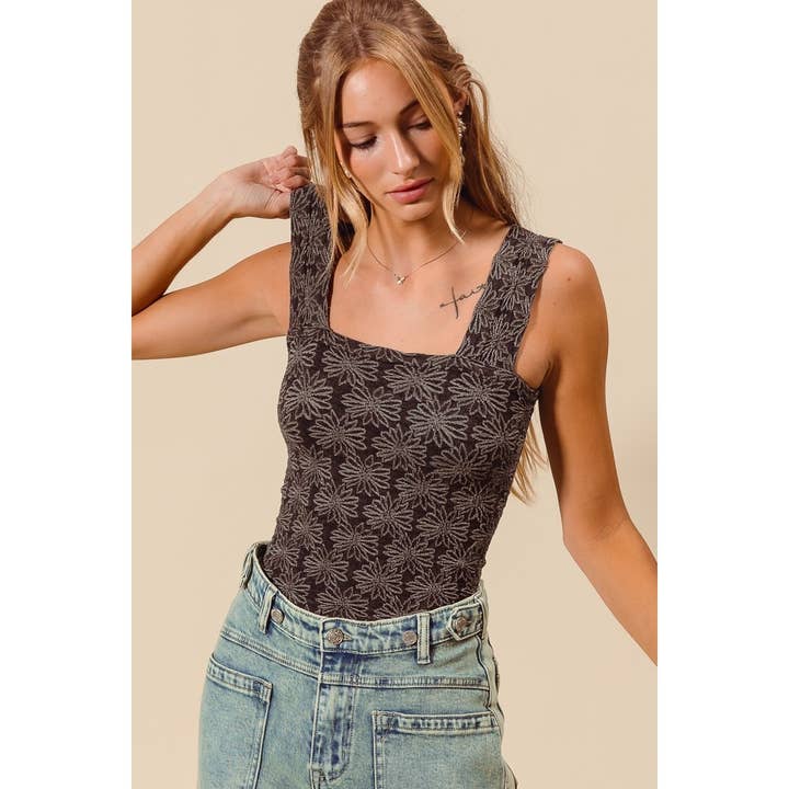 IVE – Top de malha - Mulher por atacado – TOP DE TANQUE SEM COSTURA EM JACQUARD FLORAL